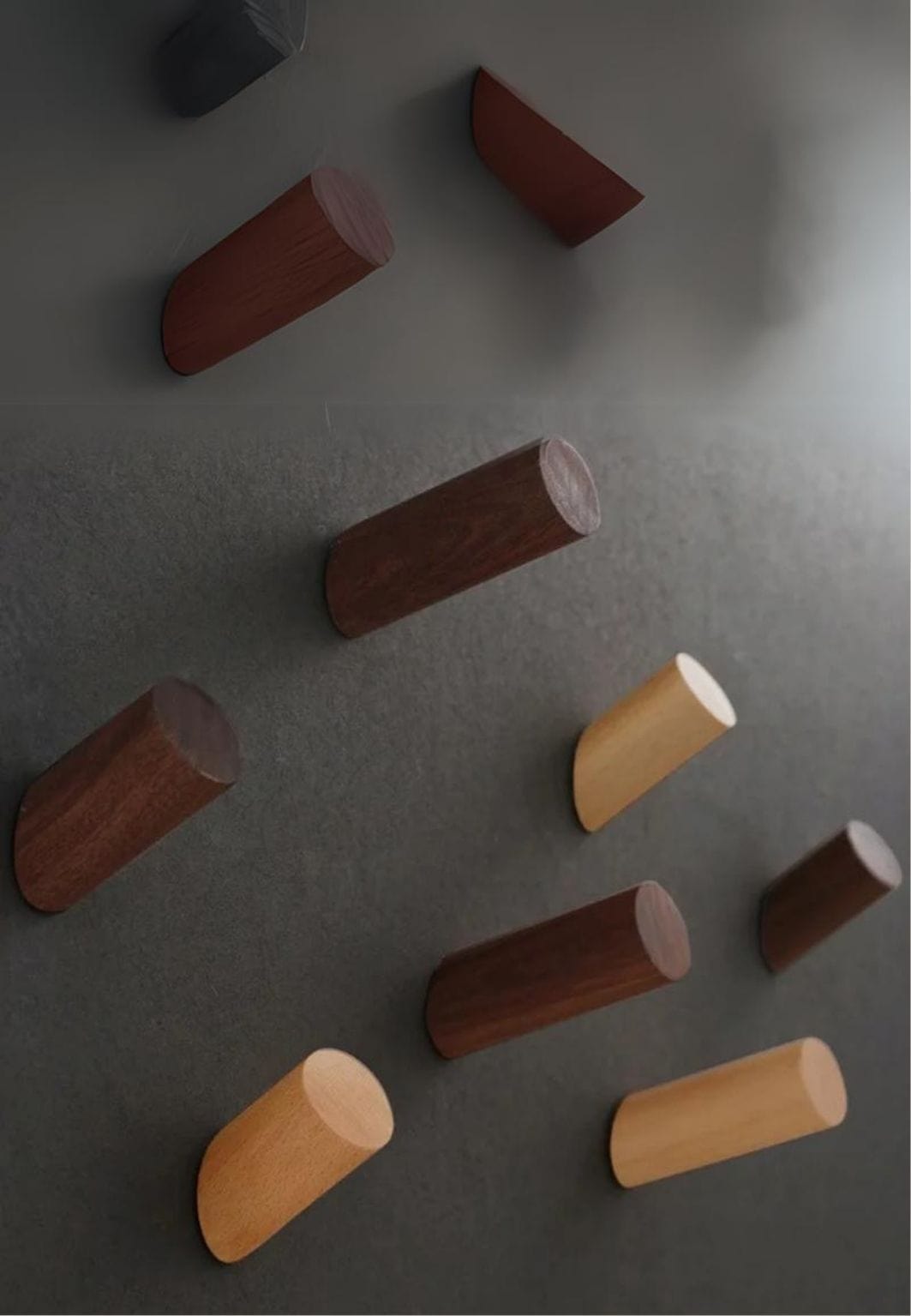 Patère porte manteau en bois foncé Scié | Le Porte Manteau Black Walnut 3.5x5cm