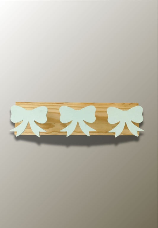 Porte manteau mural enfant triple Nœud papillon Vert| Le Porte Manteau Type 6